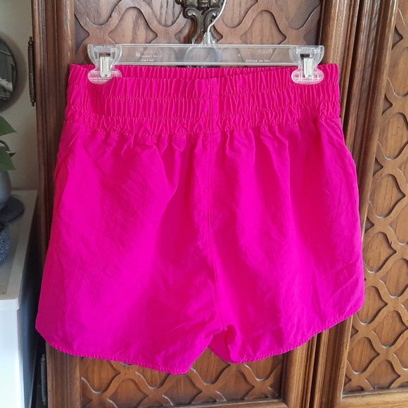Zenana Windbreaker Smocked Running Shorts - Size M, NWT! - Picture 8 of 14